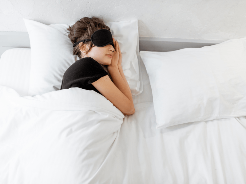 Discover the Hidden Secrets of Using a Sleep Mask for Better Zzz's! - isense