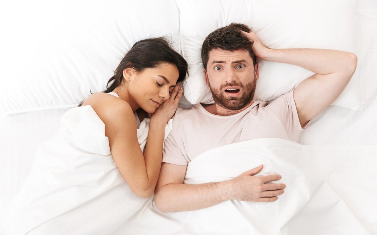Why Am I Waking Up at Night While My Partner Keeps Sleeping? - isense